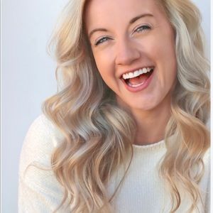 Meet your Posher, Laura